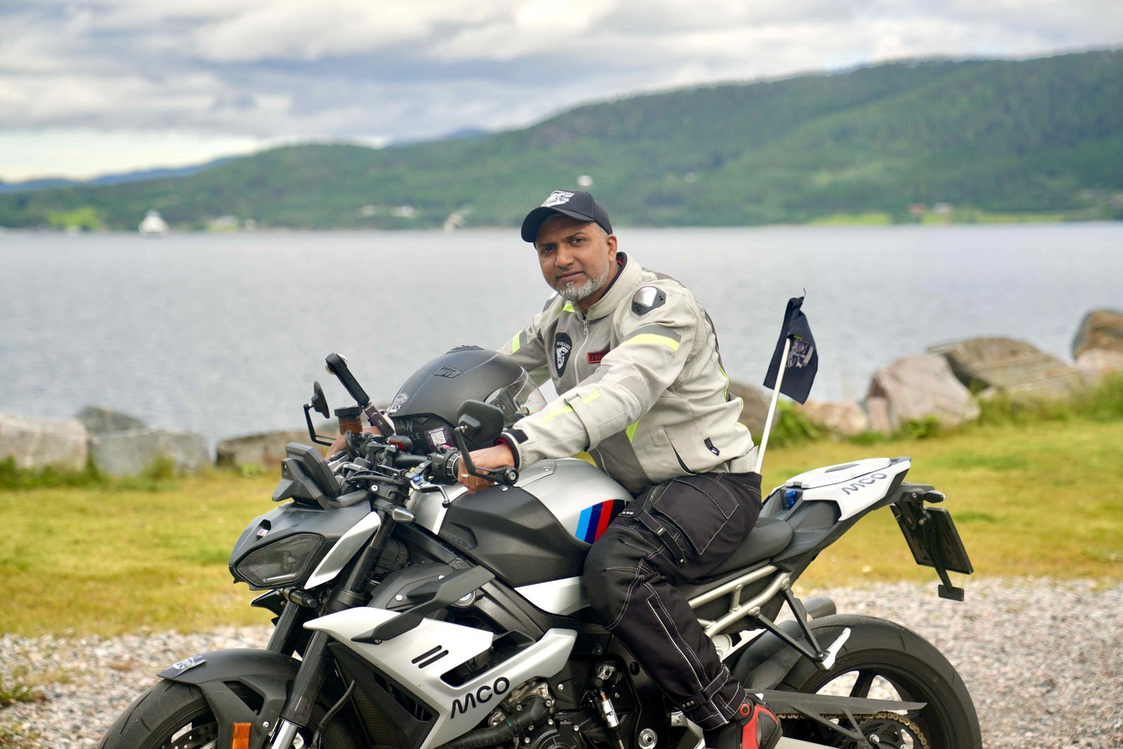 Jeelan Khan